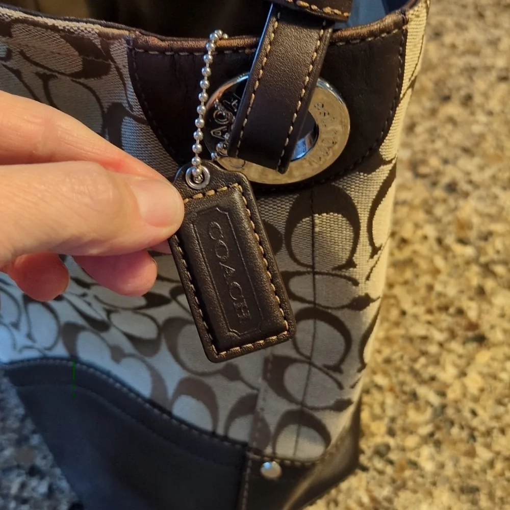 Coach Tan and Brown Signature Shoulder Bag - Picture 10 of 15